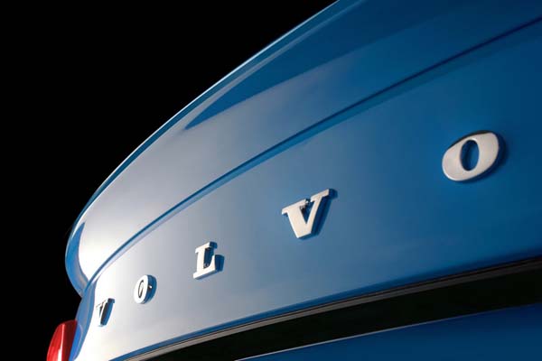 Volvo привезет S60 Polestar в Лос-Анджелес