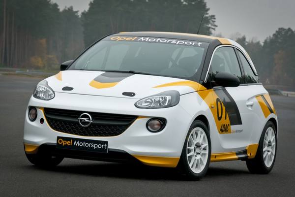 Opel Adam и Astra превратят в гоночные болиды