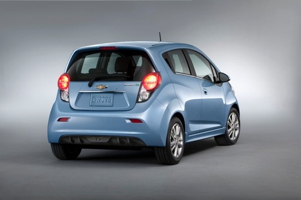 Chevrolet представил электромобиль Spark EV 2014