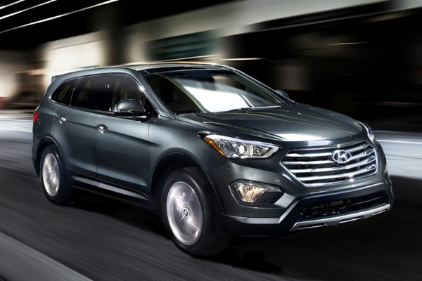 В США показали семиместный Hyundai Santa Fe 2013