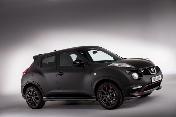 Nissan подготовил Juke Nismo Dark Knight Edition