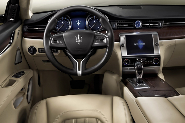 Maserati Quattroporte 2013 - свежие данные