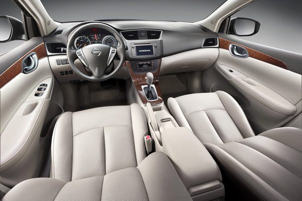 Nissan представил седан Sylphy G (Sentra) 2013