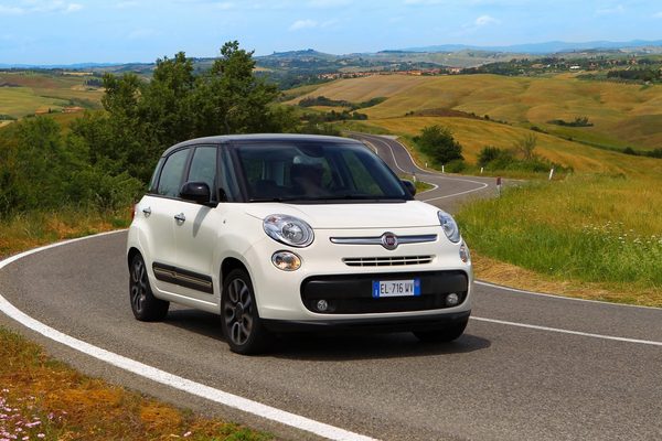 FIAT огласил цены на новый минивэн 500L