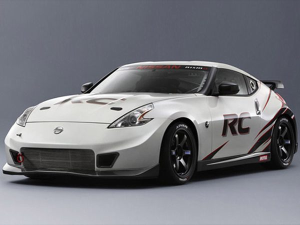 Nissan представил гоночный Nismo 370Z