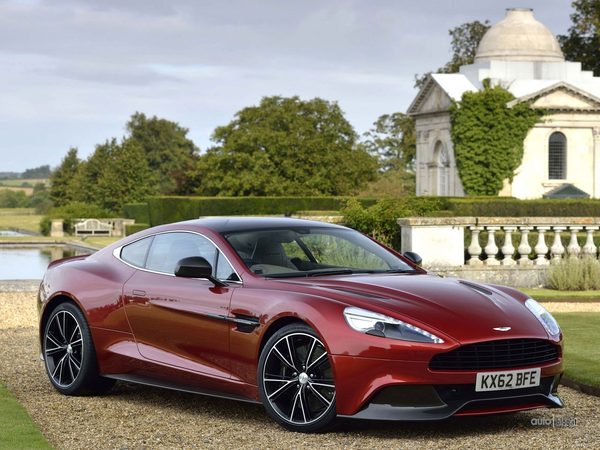 Новые данные и фото Aston Martin Vanquish 2013