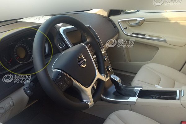 В сеть попали первые изображения Volvo XC60 2014