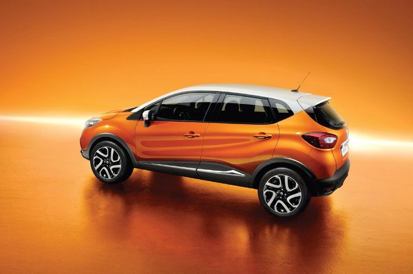 Renault рассекретил компактный кроссовер Captur