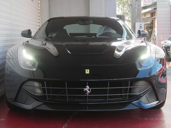 Ferrari F12 Berlinetta в тюнинге Office-K