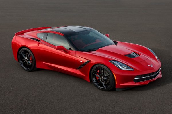 Chevrolet представил новый Corvette C7 Stingray