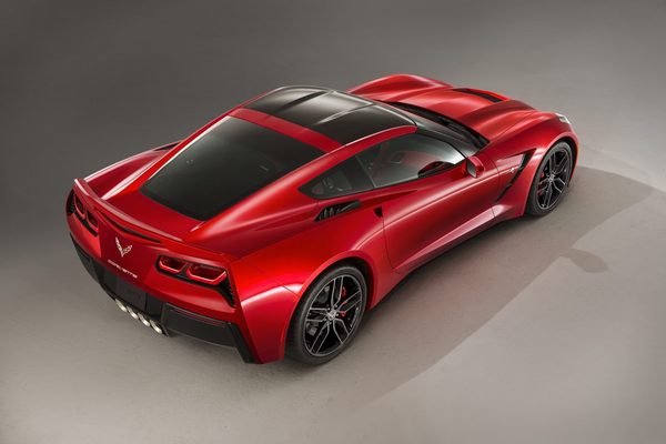 Chevrolet представил новый Corvette C7 Stingray