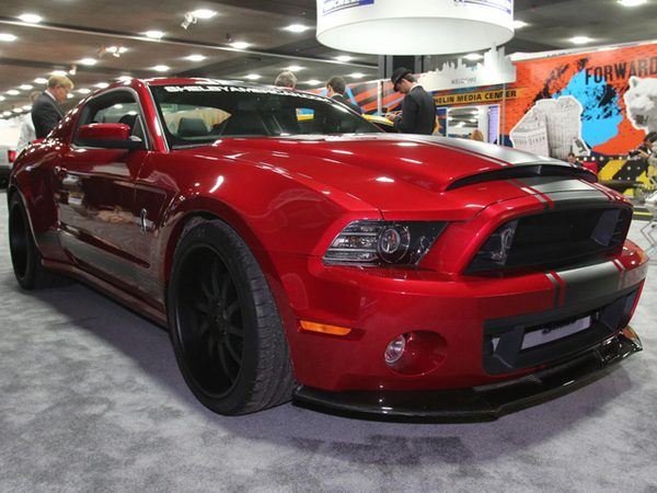 Shelby GT500 Super Snake дебютировал в Детройте