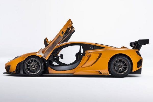 McLaren представил обновленный болид MP4-12C GT3