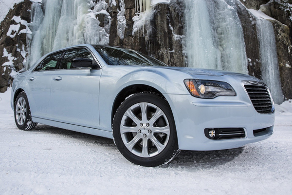 Chrysler 300 Glacier Edition оценили в 36 845$ 