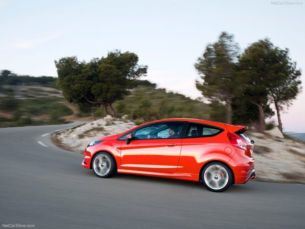 Ford представил британские цены на Fiesta ST 