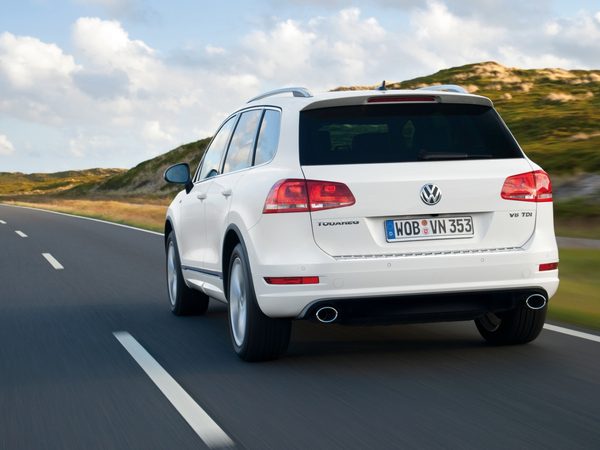 Volkswagen начал продажи Touareg R-Line в Британии