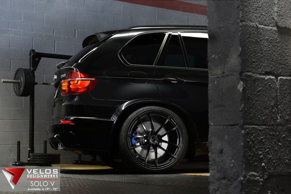 BMW X5M 2013 в тюнинге Velos Designwerks