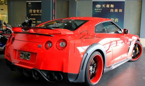 Эксклюзивный Nissan GT-R выставлен на продажу   