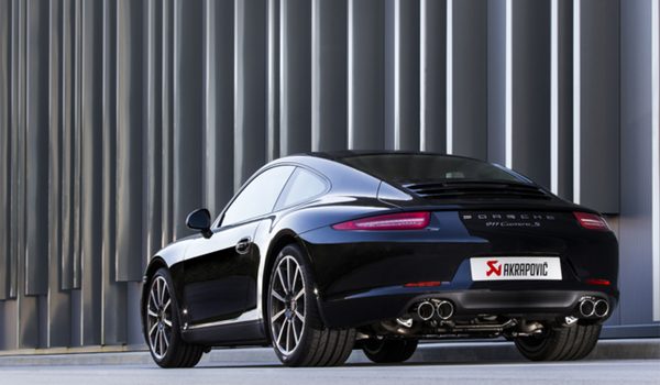 Akrapovic выпустил выхлоп для Porsche 911 Carrera