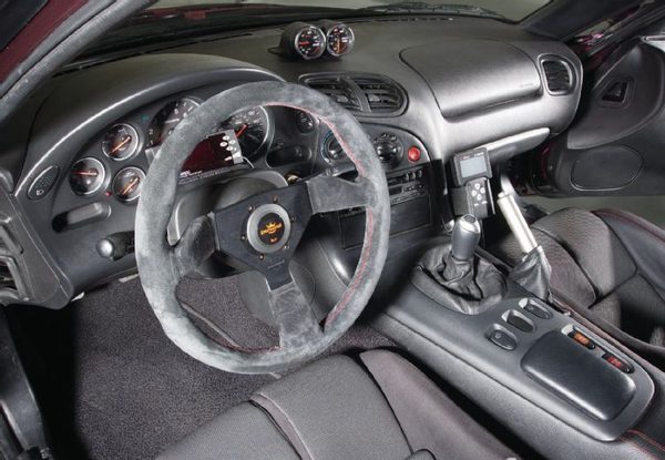 Mazda RX-7 1994 года мощностью 310 л. с.