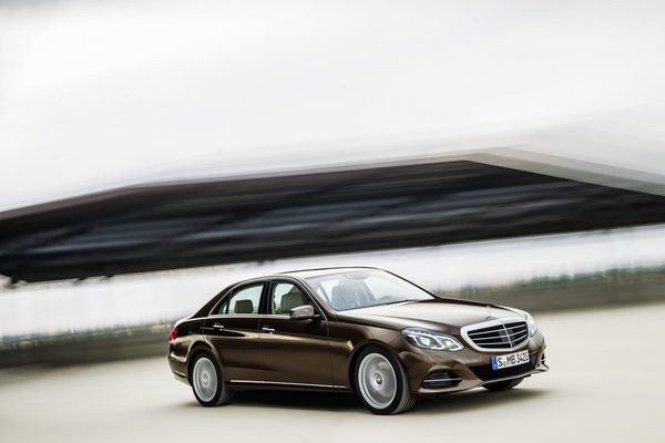 Mercedes-Benz объявил цены на новый E-Class