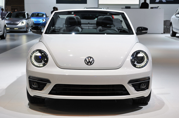 VW Beetle Convertible R-Line - Чикагская премьера