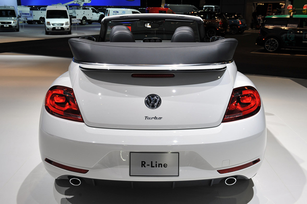 VW Beetle Convertible R-Line - Чикагская премьера