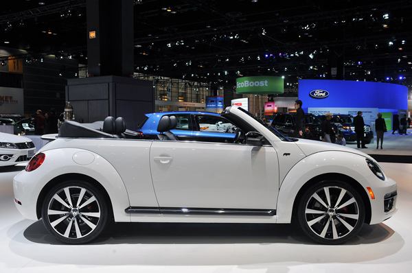 VW Beetle Convertible R-Line - Чикагская премьера