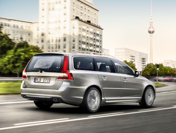 Volvo анонсировал обновленные V70, XC70 и S80 