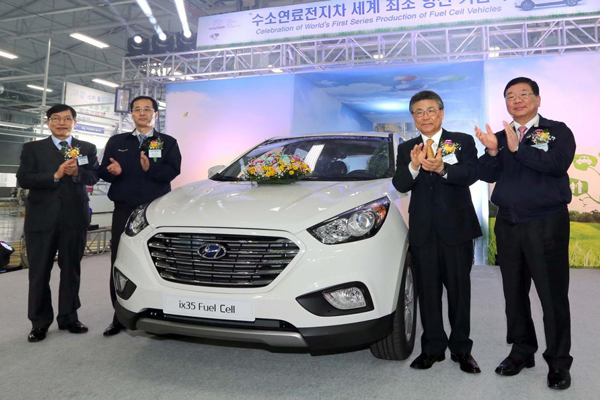 Hyundai начал серийный выпуск ix35 Fuel Cell