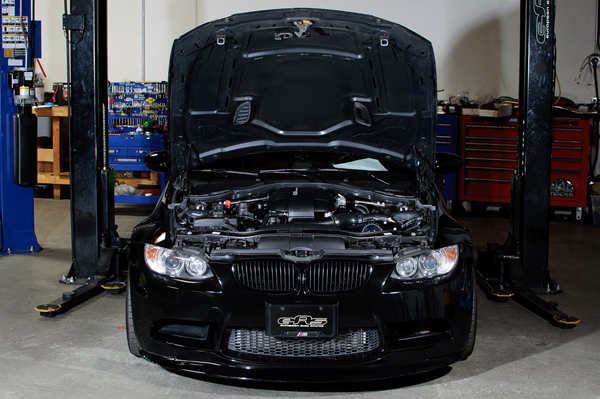 BMW M3 (E92) Jet Black от European Auto Source