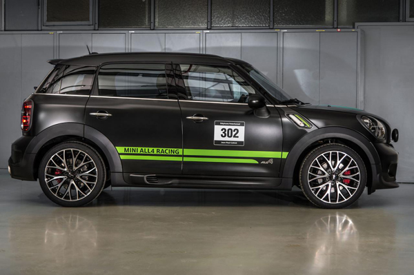 MINI показал JCW Countryman ALL4 Dakar Winner 