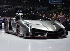 Lamborghini оценил суперкар Veneno в 3 000 000$