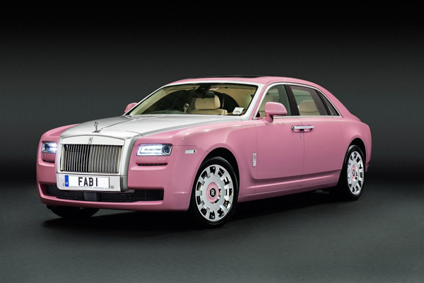 Rolls-Royce показал уникальный лимузин Ghost FAB1