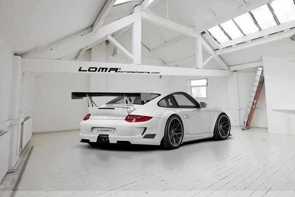 Porsche 911 RS1 в обвесе LOMA Motorsports