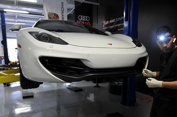 Autodynamica форсировала McLaren MP4-12C