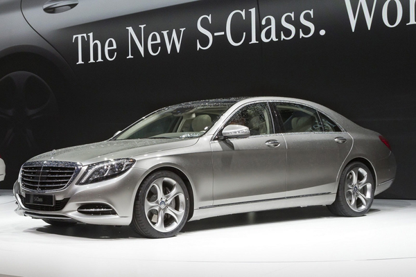 Mercedes полностью рассекретил S-Class 2014