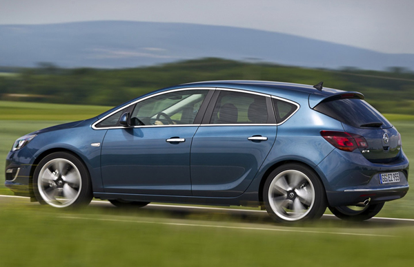 Opel Astra получил новый двигатель 1.6 SIDI 