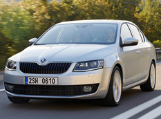 Skoda назвала российские цены на новую Octavia