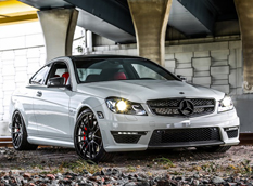 Mercedes-Benz C63 AMG в тюнинге Mode Carbon