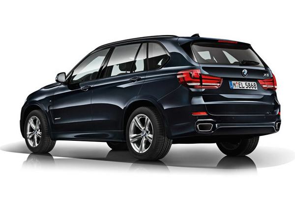 BMW показал фото X5 M Sport и X5 M50d