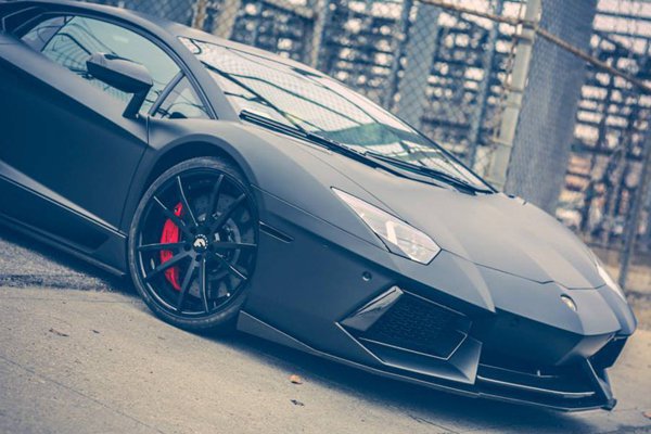 Lamborghini Aventador LP700-4 с дисками Forgiato 