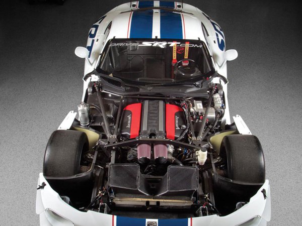 SRT представил гоночный Viper GT3-R для Ле-Мана