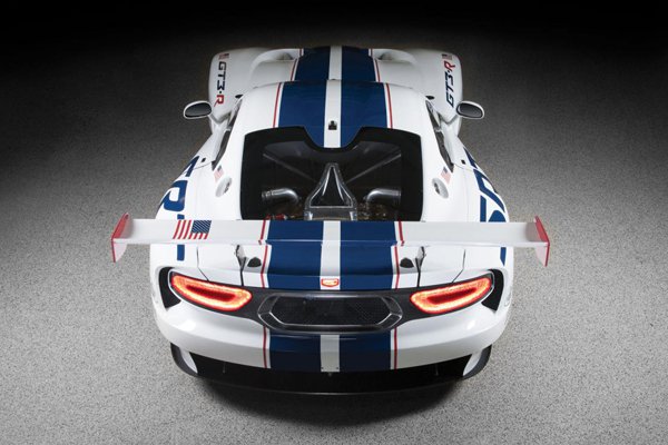 SRT представил гоночный Viper GT3-R для Ле-Мана