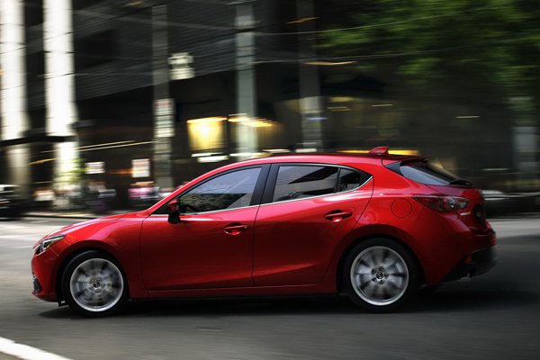 Mazda3 2014 - первые официальные фото и данные 