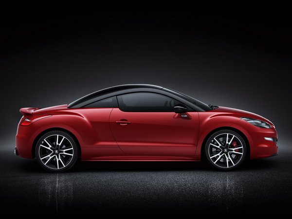 Peugeot рассекретил «заряженное» спорткупе RCZ R