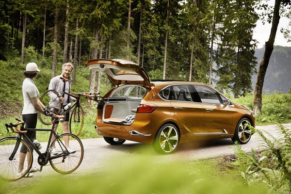 Concept Active Tourer Outdoor - новинка от BMW