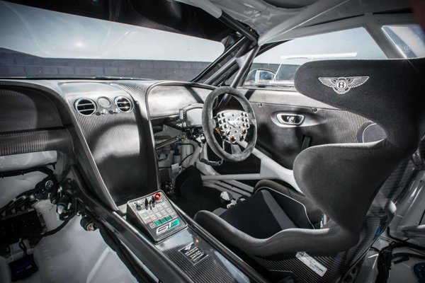 В Гудвуде показали болид Bentley Continental GT3