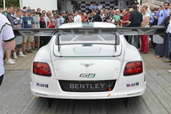 В Гудвуде показали болид Bentley Continental GT3