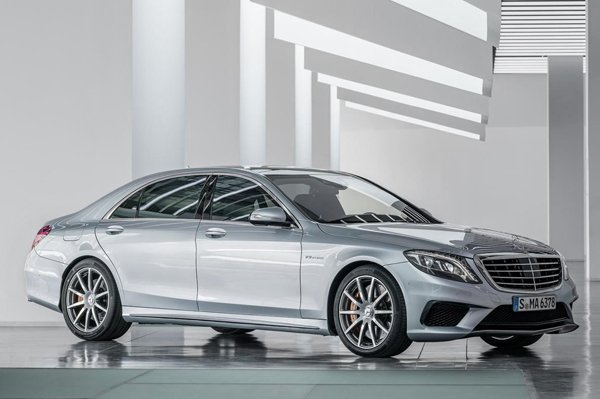 Mercedes-Benz рассекретил S63 AMG 2014